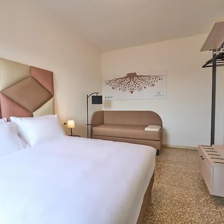 Bed & Breakfast Erinahouse