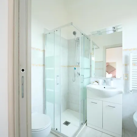 Bed & Breakfast Erinahouse 4*